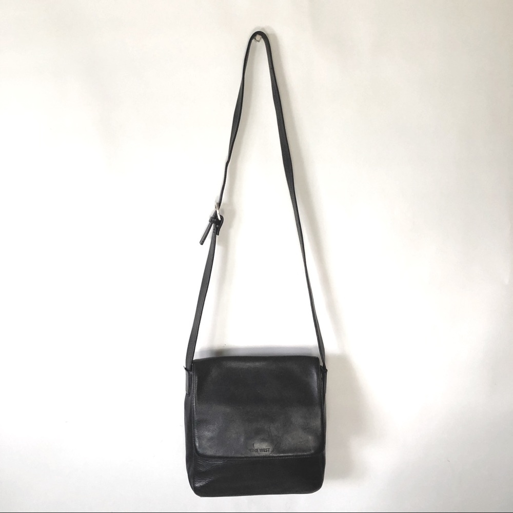Vintage 80’s Nine West black leather square crossbody bag